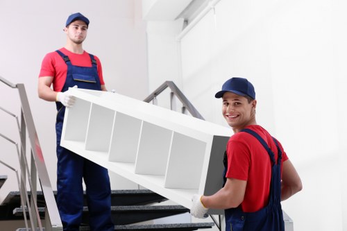 Residential and small commercial moving support around Kentish Town
