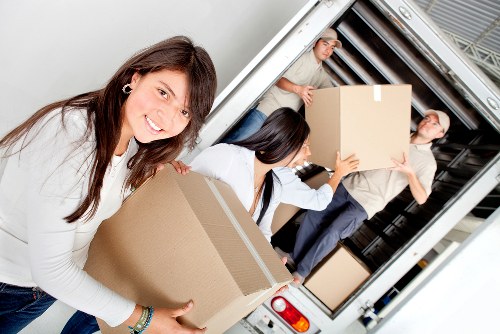 Loading and unloading support for a local Kentish Town moving service